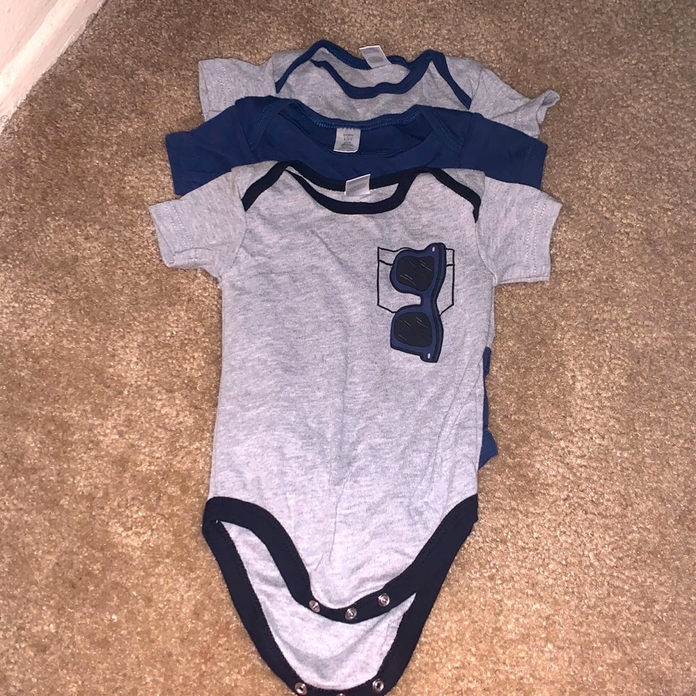 4/$20 with $5.95 shipping mix and match! Bundle pack onesies